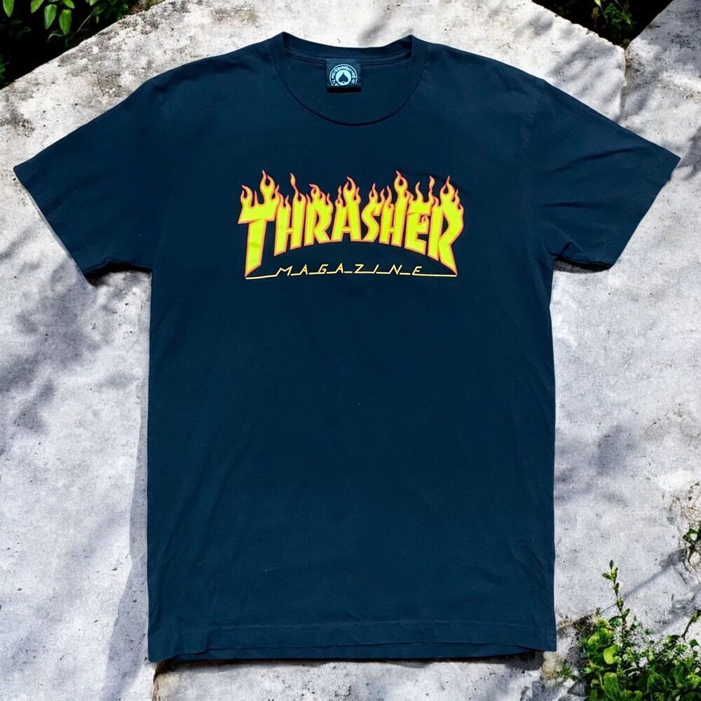 Thrasher Skateboarding Magazine OG Flame Logo Black Tee Men's Size Small